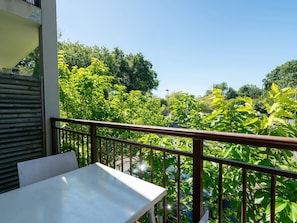 Apartment | Balcony - Cozy Normandy Couples Retreat (Parentis-en-Born)