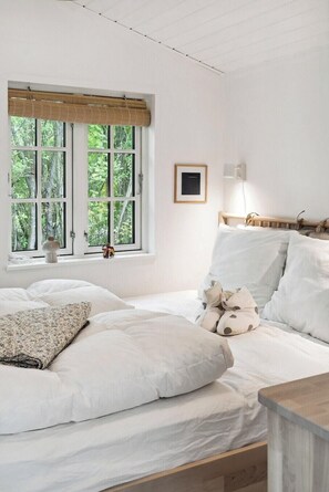 Free WiFi - Classic Vejby home with light, calm and nature (Vejby)