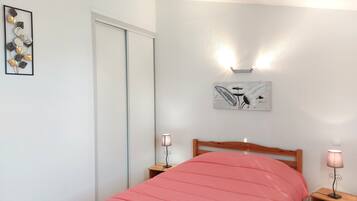 Iron/ironing board