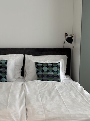 Internet, bed sheets - Cozy 1-Bedroom Apartment Zlatý Potok 74 — Zvolen (Banskobystrický kraj)