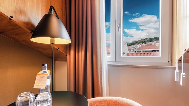 Double or Twin Room (Mansard) - Ouro Rossio Hotel (Lisbon)