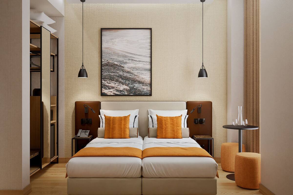 In-room safe, desk, soundproofing, free WiFi