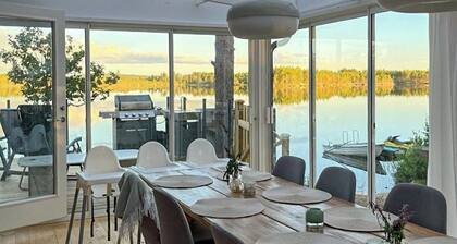 Forest lake retreat in Hälsingland