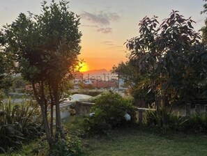 Property grounds - Group-Ready Villa | Beachfront Location | Panxón, Galicia (Nigrán)