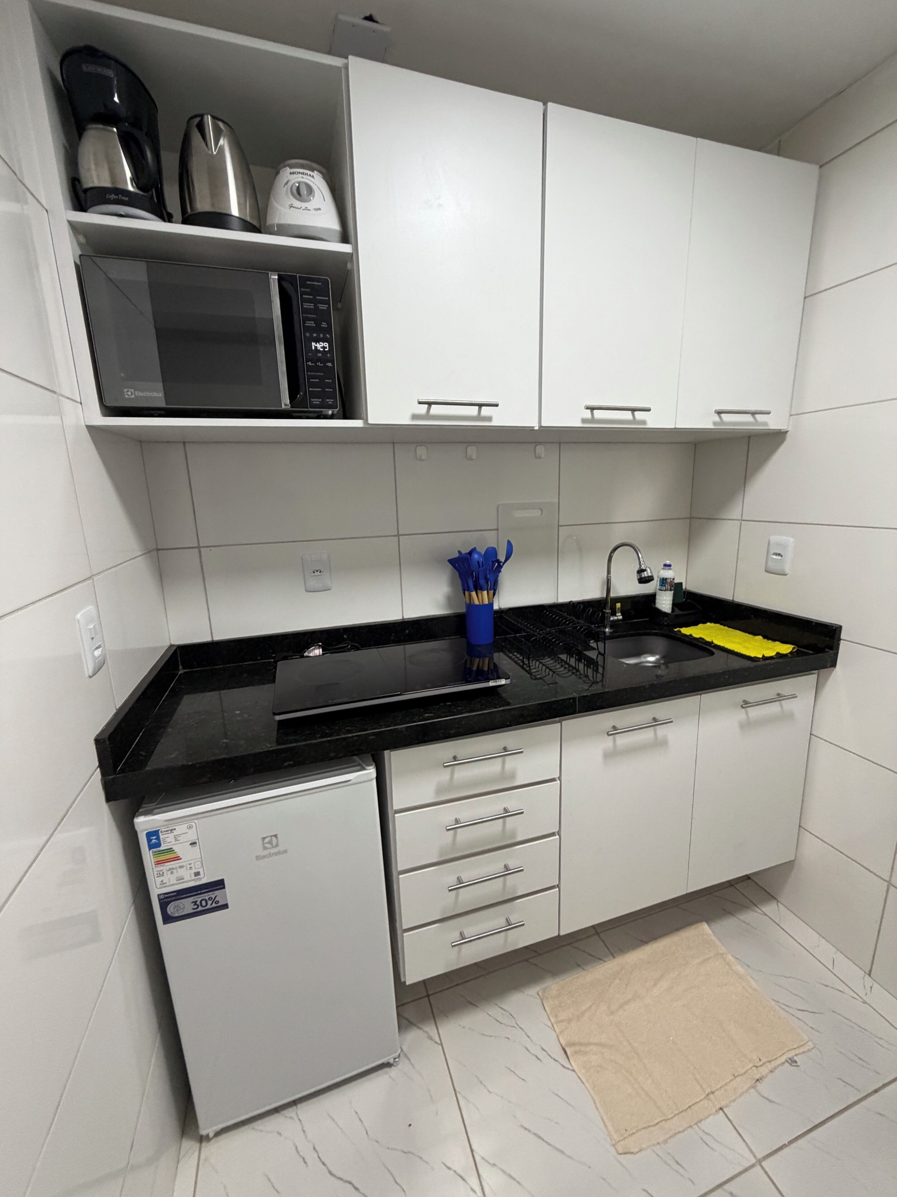 Casa Comfort | Cucina privata | Frullatore, prodotti per la pulizia