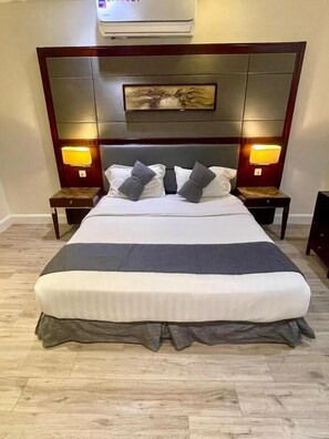 Habitación Deluxe doble | Caja fuerte y wifi gratis