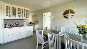 Unclassified image, 4 of 33, button - Cozy cabin with sea view and two terraces (Tjøme)
