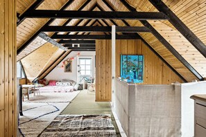 Free WiFi - By the bay a thatched house lies so beautifully (Nørre Aaby)