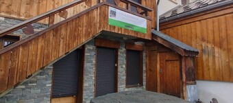 Beautiful little mountain cabin, sleeps 8