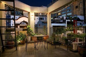 Khu ẩm thực ngoài trời