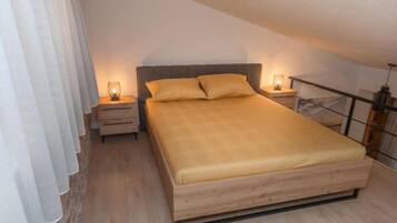 Classic Apartment | Free WiFi