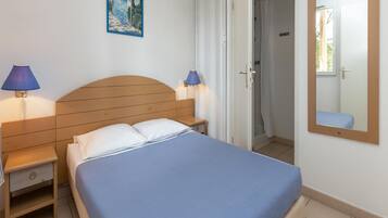 Apartment | 3 bedrooms, bed sheets