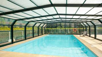 Apartment | Pool | Outdoor pool, a heated pool