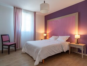 Apartment | 1 bedroom, bed sheets - Art Village Apartment for Four (Pont-Aven)