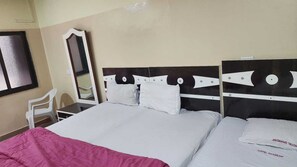 Deluxe Triple Room, City View | Desk, free WiFi - Ghansar Lodge (Mhasla)