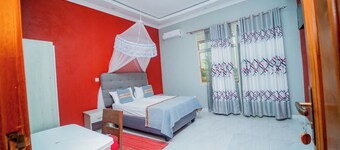 Kinindo Light Hotel