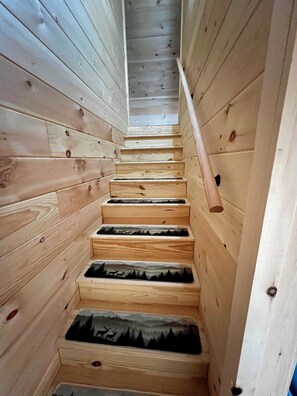 Interior - Cabin 5
Cozy 3-bedroom cabin located on the atv&snowmobile trail. (Sangerville)