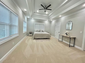 Room - Charming 4-bedroom house with AC in friendly Chamblee (Chamblee)