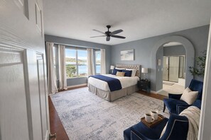 4 habitaciones, tabla de planchar con plancha, wifi y ropa de cama 