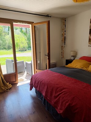 Strykejern/-brett, wi-fi og sengetøy