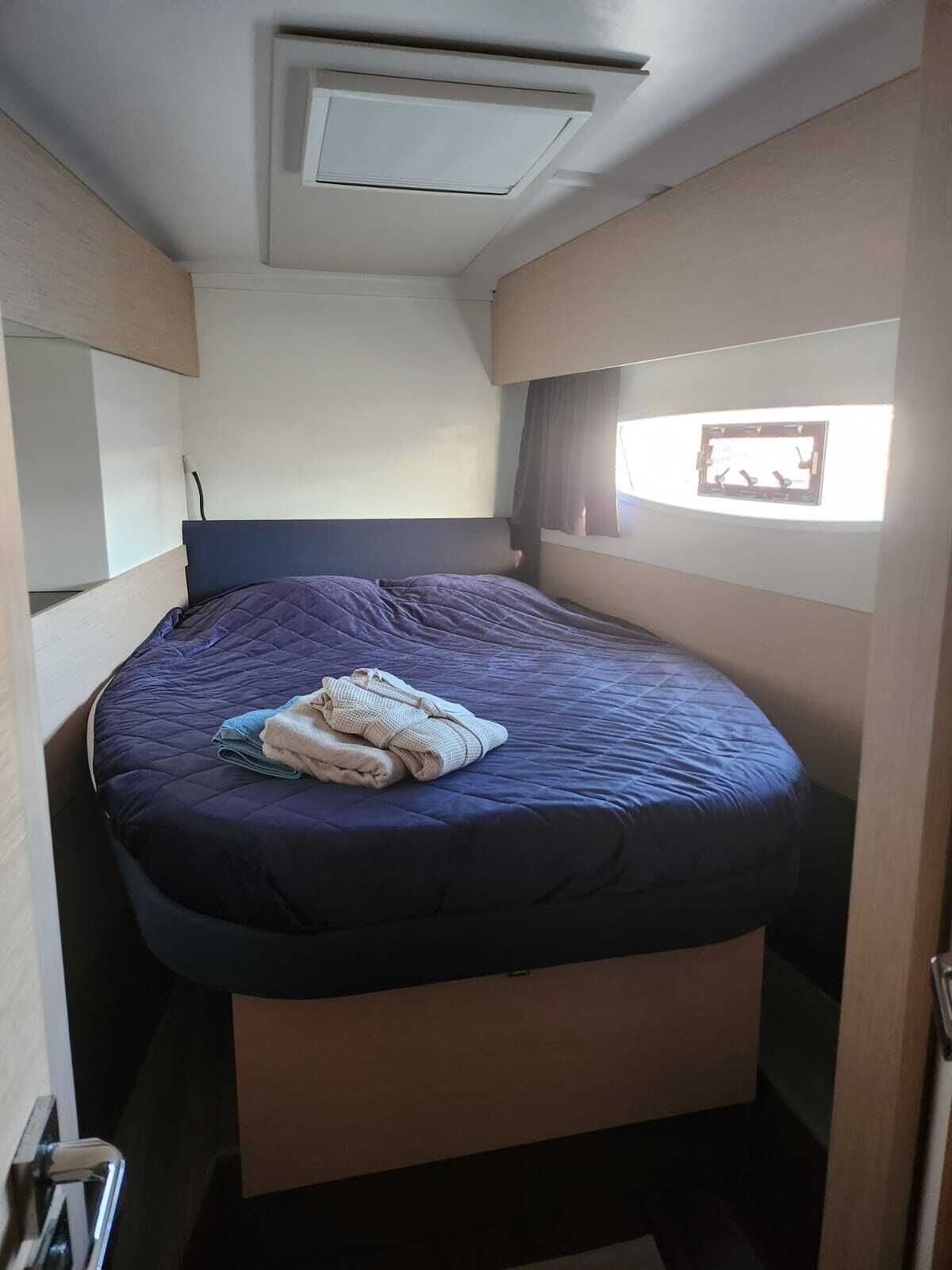 Deluxe Room, Private Bathroom, Harbor View | In-room safe, blackout drapes