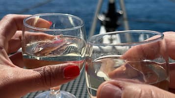 Deluxe-værelse - privat badeværelse - udsigt til havn | Diverse