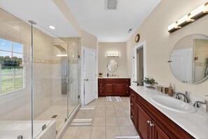 Shower, hair dryer - NEW! Milford Quiet Coastal Retreat 3BR Sleeps 8 (Milford)