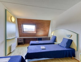 Apartment | 1 bedroom, bed sheets