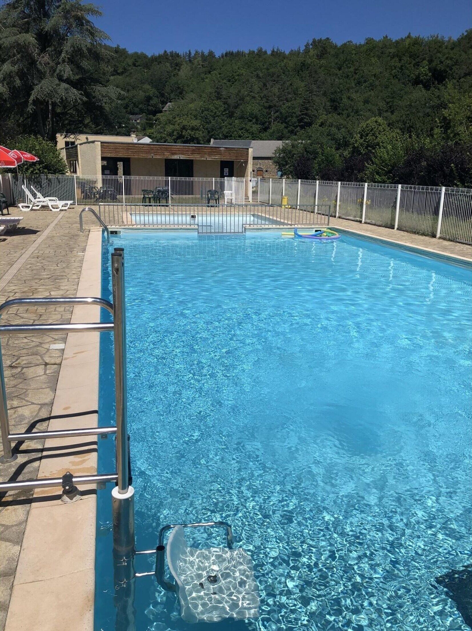 Apartment | Pool | Outdoor pool