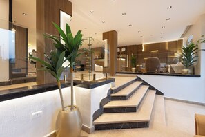 Lobby - TAJ Pyramids View Hotel & Suites (Giza Governorate)