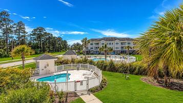Apartment, 3 Bedrooms, Balcony, Garden View | Pool | Outdoor pool