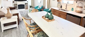 3-bedroom Mermaid House located in the heart of Emerald Isle