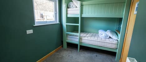 Dormitorio compartido, dormitorio mixto | Wifi gratis y ropa de cama