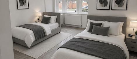 2 bedrooms, iron/ironing board, WiFi (free), bed sheets