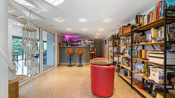 Bar (på overnatningsstedet)