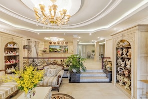 Interior - Hoa Sen Vang (Da Lat)