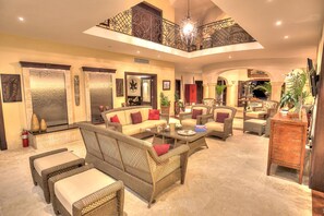 Lobby - Villa Golf del Paraíso (San Bartolomé de Tirajana)