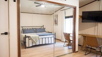 3 chambres, bureau, fer et planche à repasser, Wi-Fi gratuit