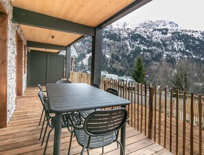 Apartment | Balcony - Cozy Stay With Sleeping Alcove (Vaujany)