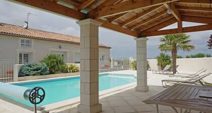 Guest Room “Iris” with Shared Terrace and Private Garden
