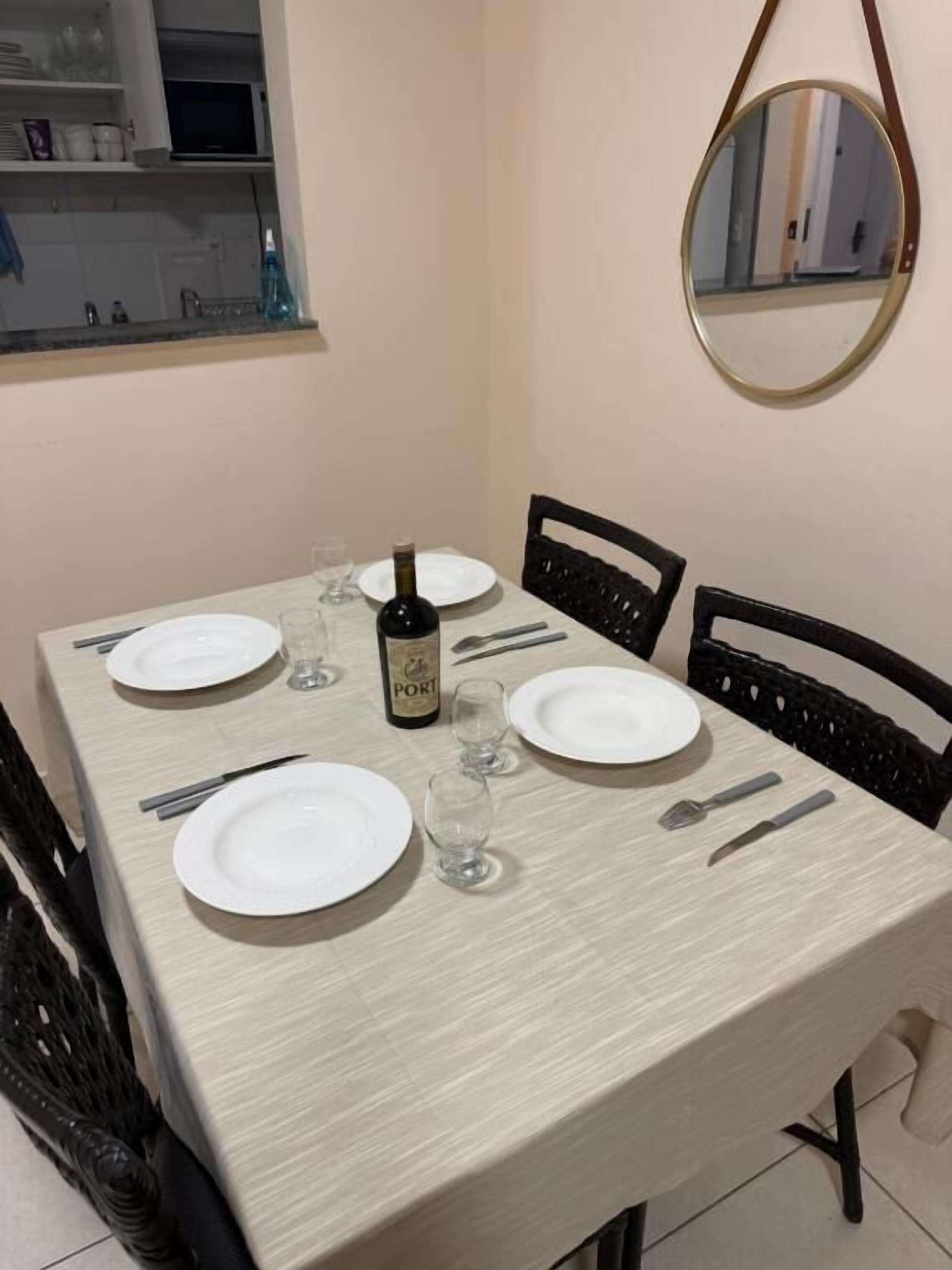 Apartment, Balcony, City View | Dining