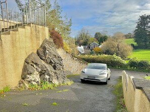 Property grounds - Luxury Family Home, Near Mumbles with Sea Views - Pass the Keys (Swansea)