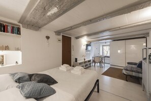 Comfort Apartment - Lovely Nest by MMega (Florence)