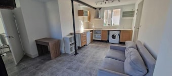 T2 Fully Equipped 4 Sleeps - Comfort and Proximity to Amenities