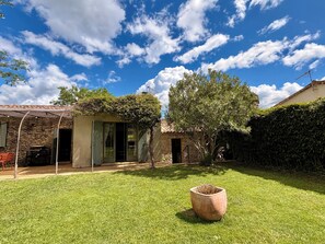 Exterior - Villa Oria Piscine & charme near Uzès 6 to 8 pers (Saint-Quentin-la-Poterie)
