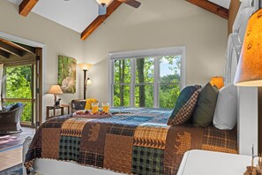 Free WiFi, bed sheets - Cabin at Maggie Valley Club | Golf, Tennis, Gym (Maggie Valley)