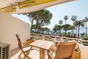 Outdoor dining - Buckingham and Lloyds - Cannes (Cannes)