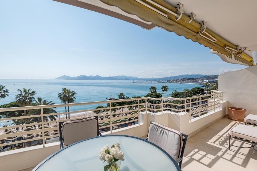 Family Apartment, 2 Bedrooms, Balcony, Sea View | Outdoor dining