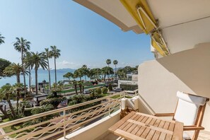 Outdoor dining - Buckingham and Lloyds - Cannes (Cannes)