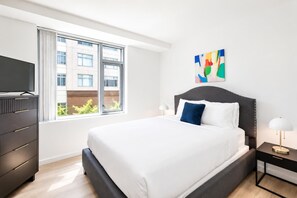 Schreibtisch, Bügeleisen/Bügelbrett, WLAN, Bettwäsche